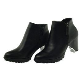 M.Daszyński Boty na sloupku černé 1708 černý 5