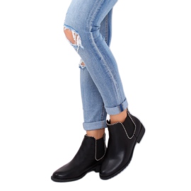 Černé boty Chelsea s korálky Q-30 Black černá 2