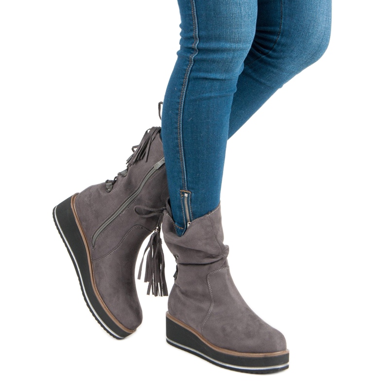 Forever Folie Semišové kotníkové boty na klínku šedá 1 Forever Folie Semišové kotníkové boty na klínku šedá 1