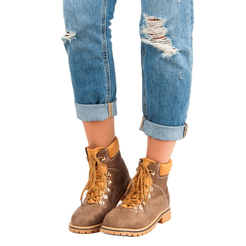 Dámské hnědé turistické boty hnědý 1