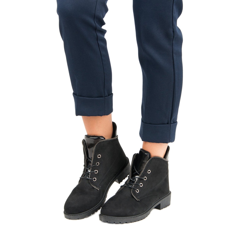 Balada Černé vázané boty černá 1