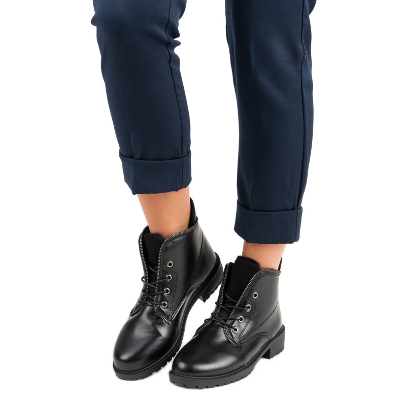 Balada Černé vázané boty černá 2 Balada Černé vázané boty černá 2