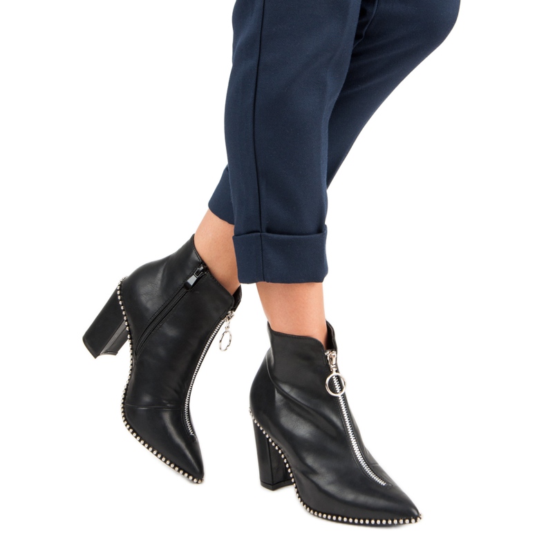 Elegantní černé kozačky černá 2 Elegantní černé kozačky černá 2