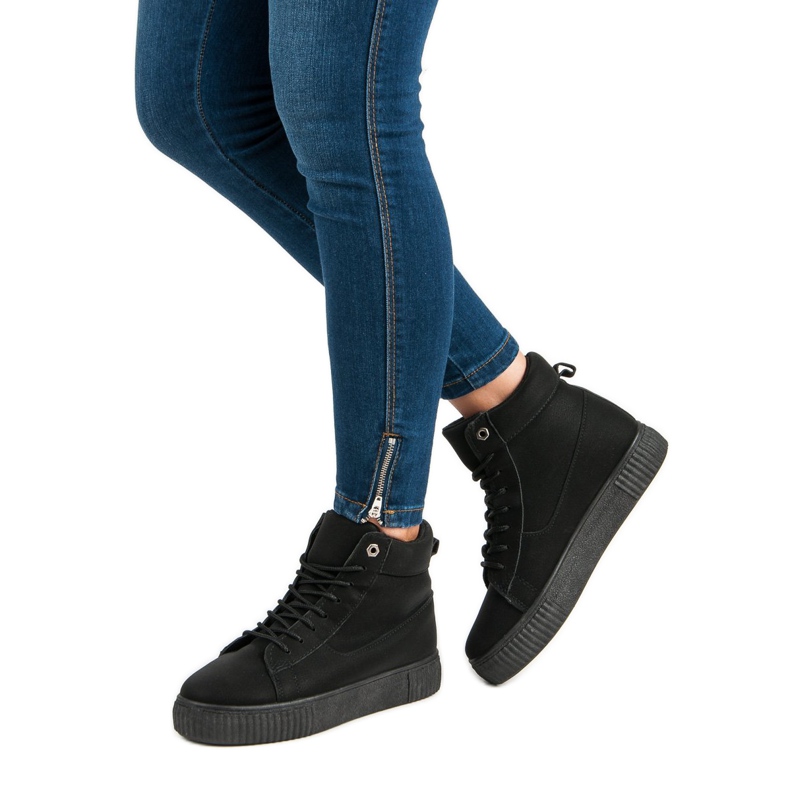 SDS Černé sportovní kotníkové boty černá 1