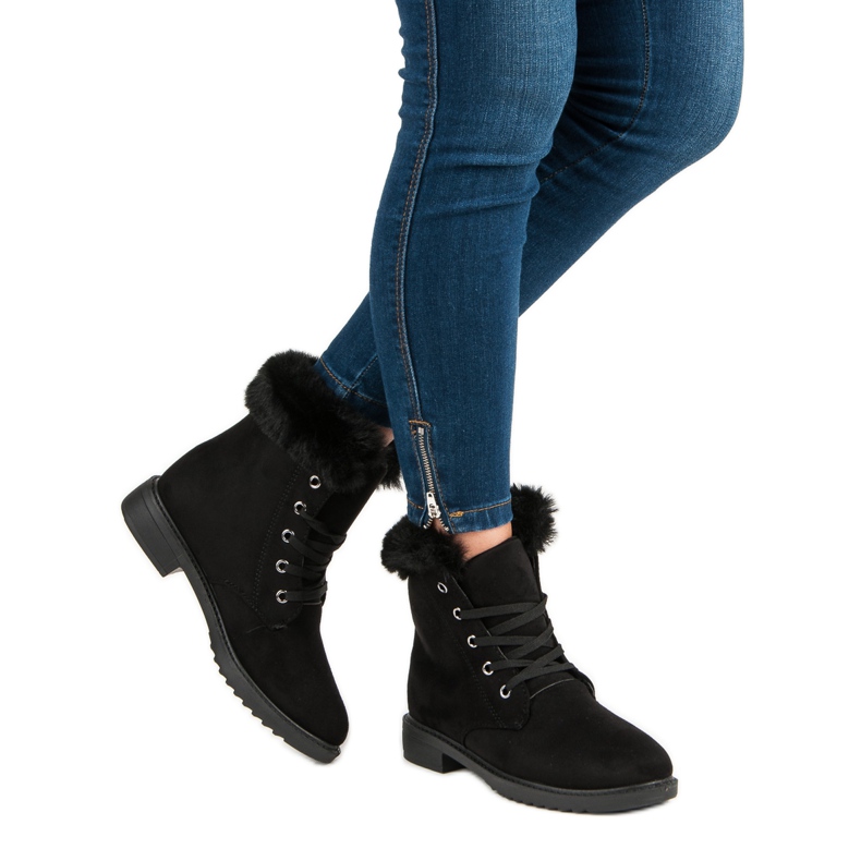 Teplé, zavázané kotníkové boty černá 1