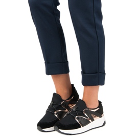 Stylová sportovní obuv černý 1