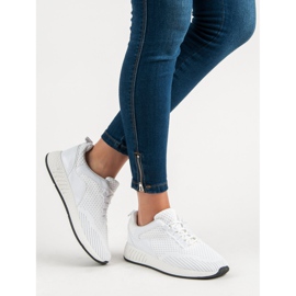 Lehká sportovní obuv bílý 1
