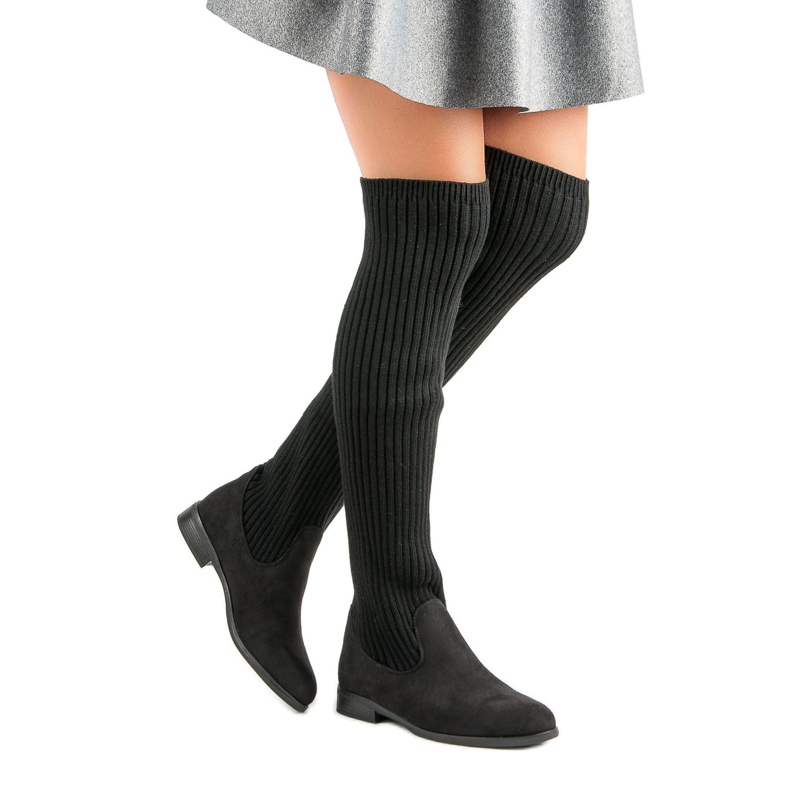 Bestelle Kozačky nad kolena na plochém podpatku černá 2 Bestelle Kozačky nad kolena na plochém podpatku černá 2