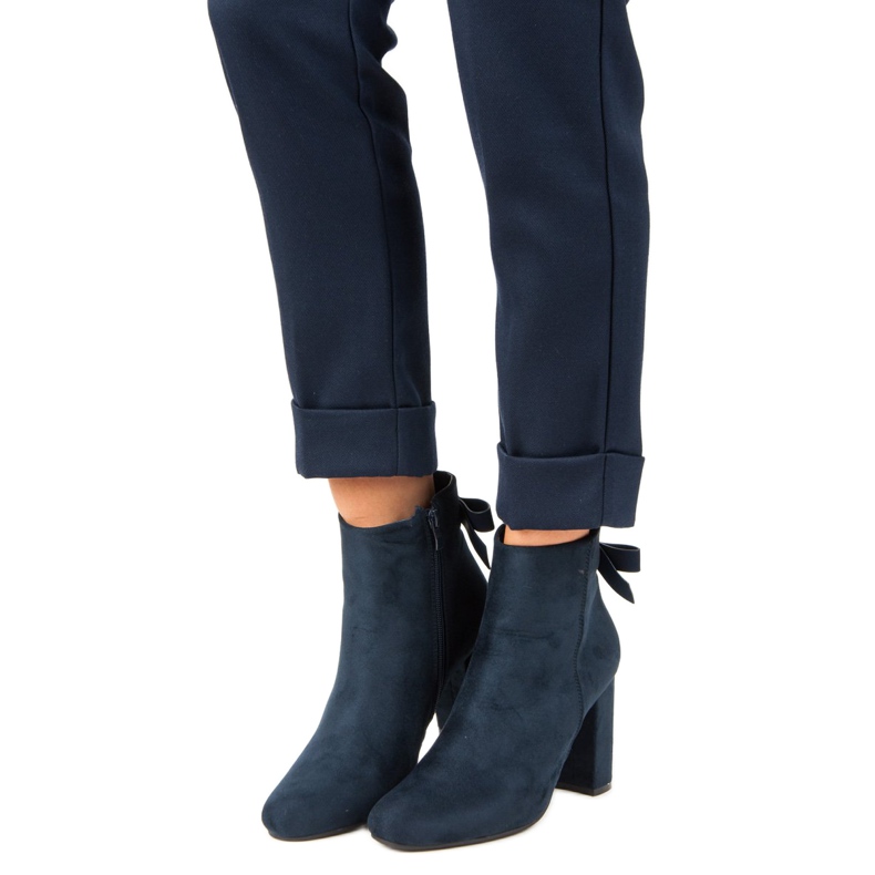 Ideal Shoes Stylové tmavě modré kozačky modrý 2 Ideal Shoes Stylové tmavě modré kozačky modrý 2