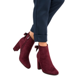 Ideal Shoes Stylové červené kotníkové boty červený 2