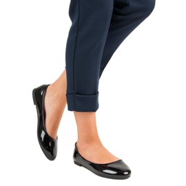 Top Shoes Lakované balerínky černá 1