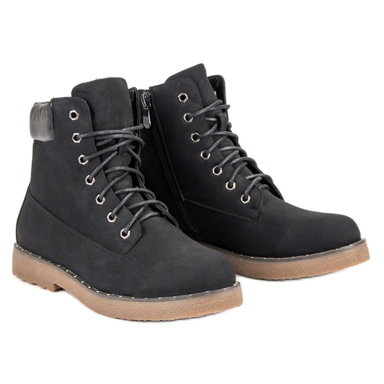 Bestelle Černé turistické boty černá 1