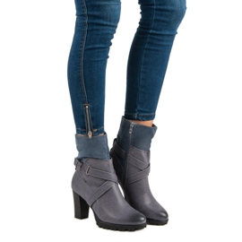 Sixth Sense Módní kozačky na sloupek šedá 2