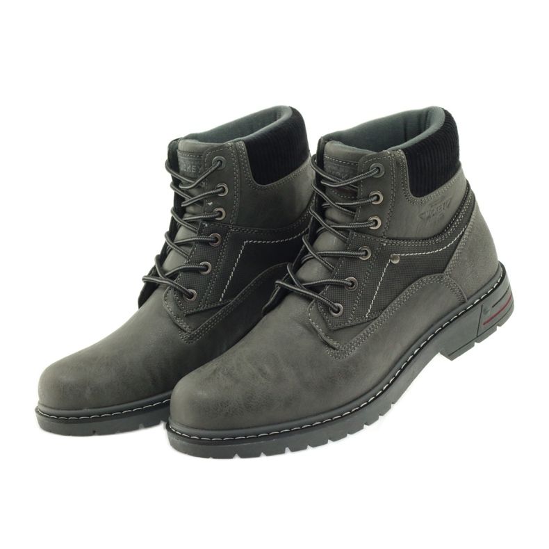 Šedé boty svázané McKey 616 šedá 4