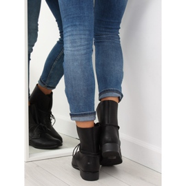 Černé pracovní boty 16006-53A černé černý 2