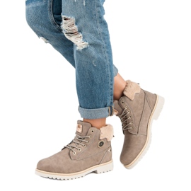 Kylie Hnědí lovci hnědý 2