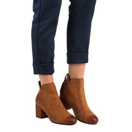 Vinceza Semišové kotníkové boty na vysokém podpatku hnědý 1 Vinceza Semišové kotníkové boty na vysokém podpatku hnědý 1