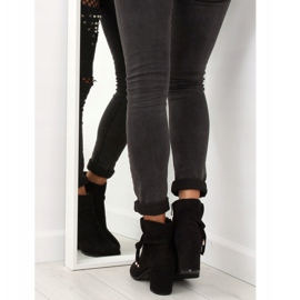 Černá YL56 Černé kozačky na vysokém podpatku 1 Černá YL56 Černé kozačky na vysokém podpatku 1