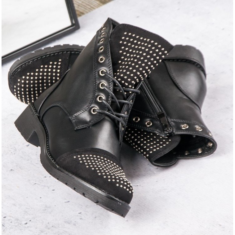 Skalní dělníci černý 1