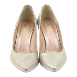 Espintová kovová čerpadla na patě Złote 456/72 zlatý 3