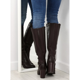 Hnědé boty na podpatku QT02P Brown hnědý 1