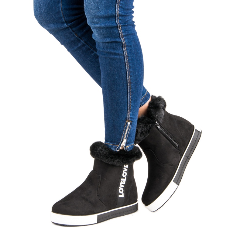 Sportovní boty černá 1