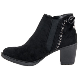 Neformální kozačky na vysokém podpatku černá 1 Neformální kozačky na vysokém podpatku černá 1