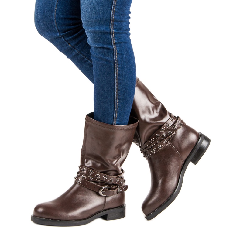 Small Swan Hnědí dělníci hnědý 2