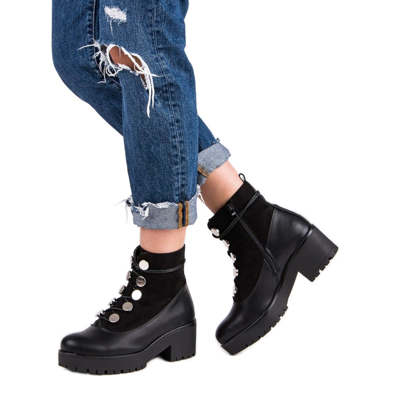 Queen Vivi Přicházející dělníci černá 2