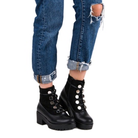 Queen Vivi Přicházející dělníci černá 1