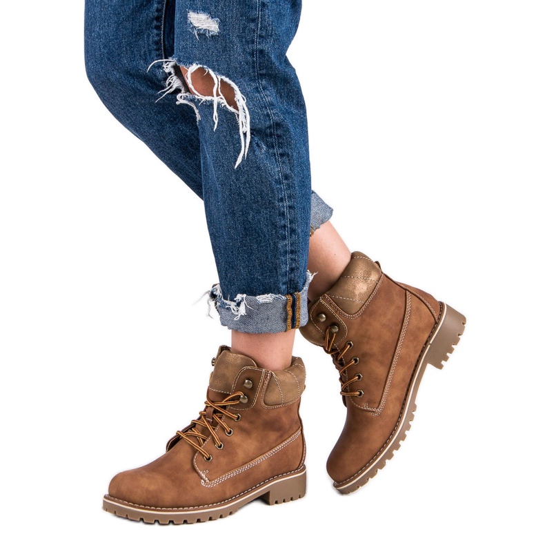 Super Me Vázaní lovci hnědý 2