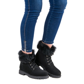 Nio Nio Černí lovci s kožešinou černý 1