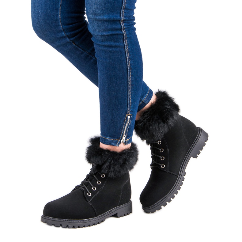 Nio Nio Černí lovci s kožešinou černá 2