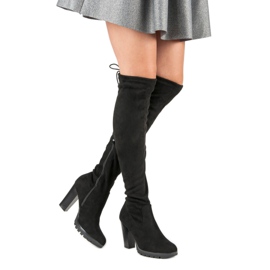 Cm Paris Semišové mušketýři na pilíři černá 1