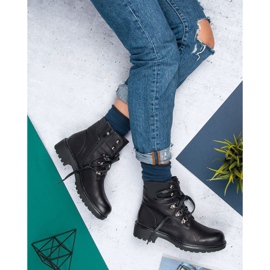 Janessa Pracovníci černé šněrovačky černá 1