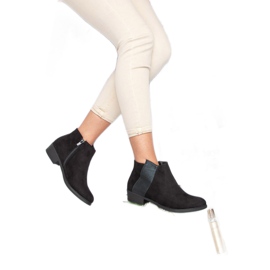 Janessa Klasické černé boty černá 1