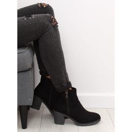 Černé kozačky na širokém podpatku 2013 Black černá 2 Černé kozačky na širokém podpatku 2013 Black černá 2