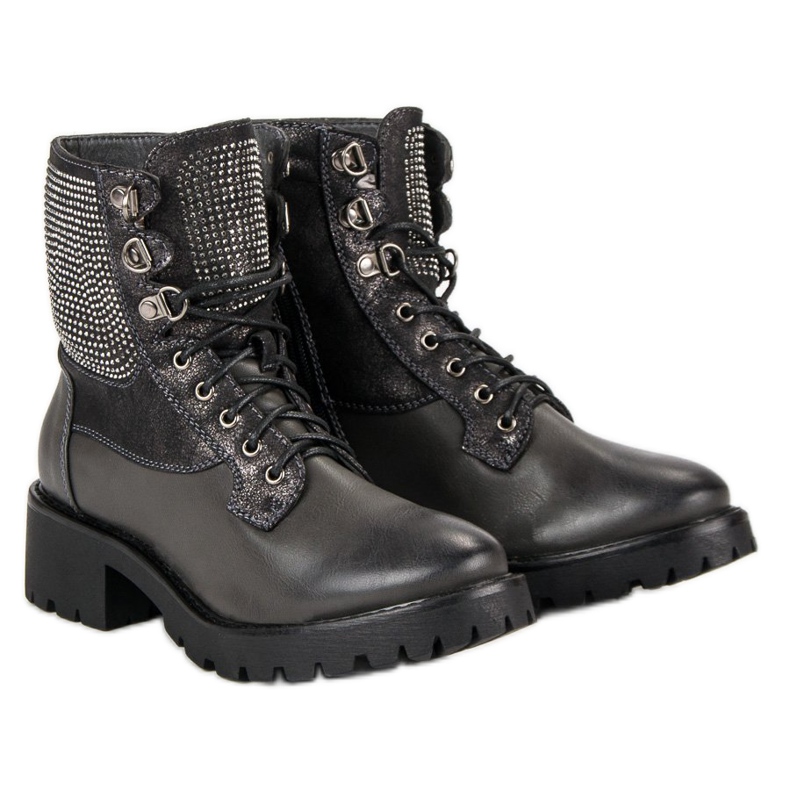 Ideal Shoes Přicházející pracovníci na platformě zelený 1