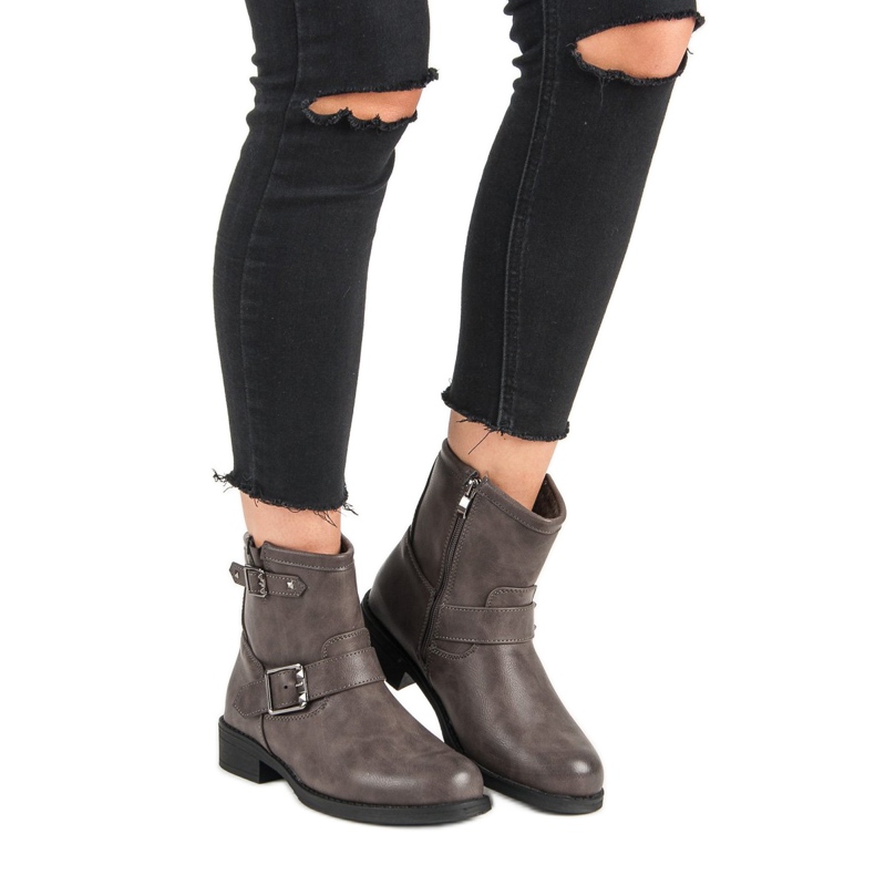 Šedí dělníci šedá 1