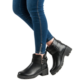 Kayla Černí dělníci na platformě černý 2