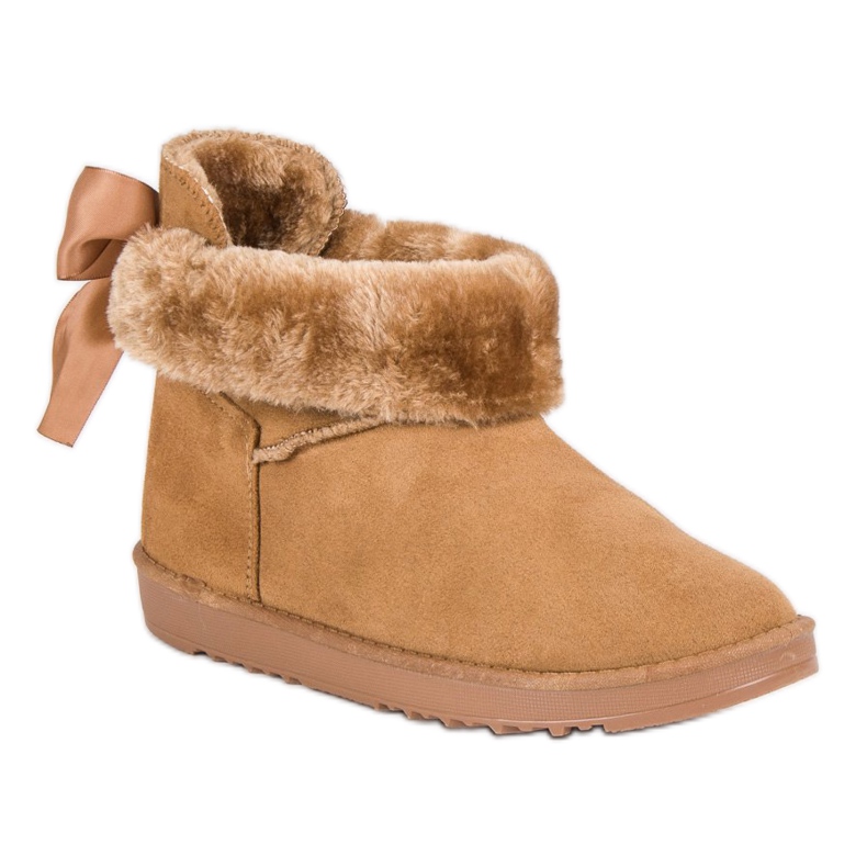 Sněhule s vyhrnutou stopkou hnědý 2