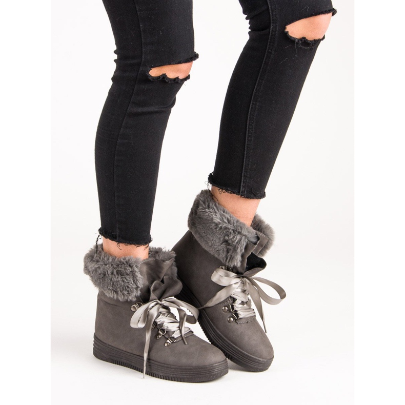 Šedé sněhové boty s kožešinou šedá 2
