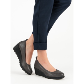 J. Star Šedá klínová čerpadla 1