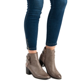 Super Mode Stylové hnědé kozačky hnědý 2