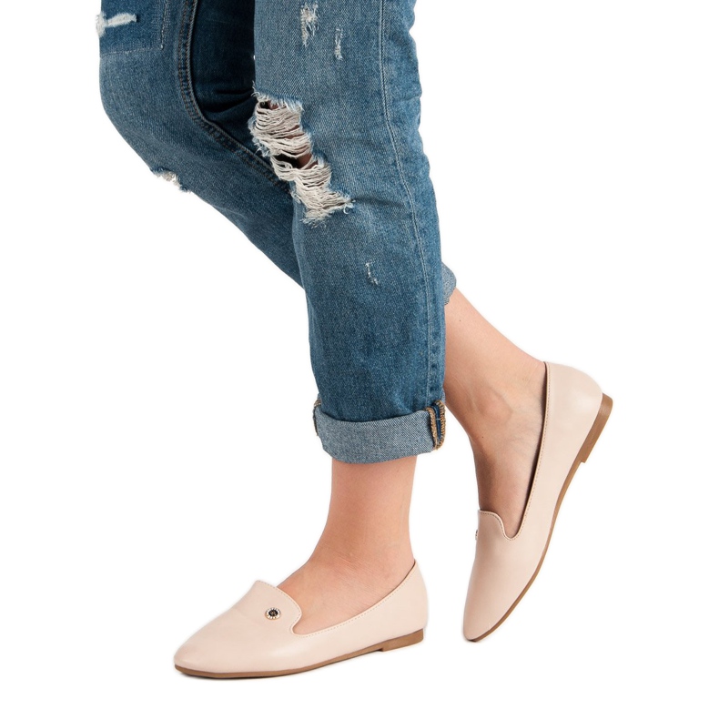 Béžoví páni béžový 1