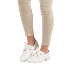 Tina&Co Vázané brogues bílý 2