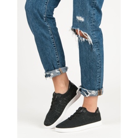 Pohodlná sportovní obuv černý 2