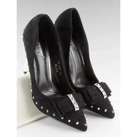 Černé nf-05p Černé kolíky s cvočky a mašlí černá 2 Černé nf-05p Černé kolíky s cvočky a mašlí černá 2