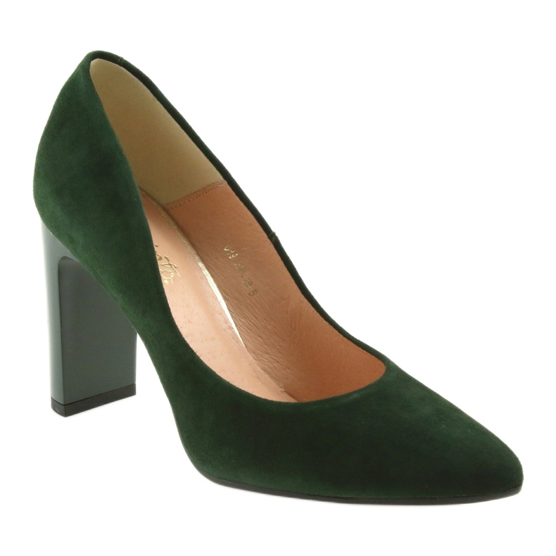 Zelená čerpadla na sloupku Espinto 689 1 Zelená čerpadla na sloupku Espinto 689 1