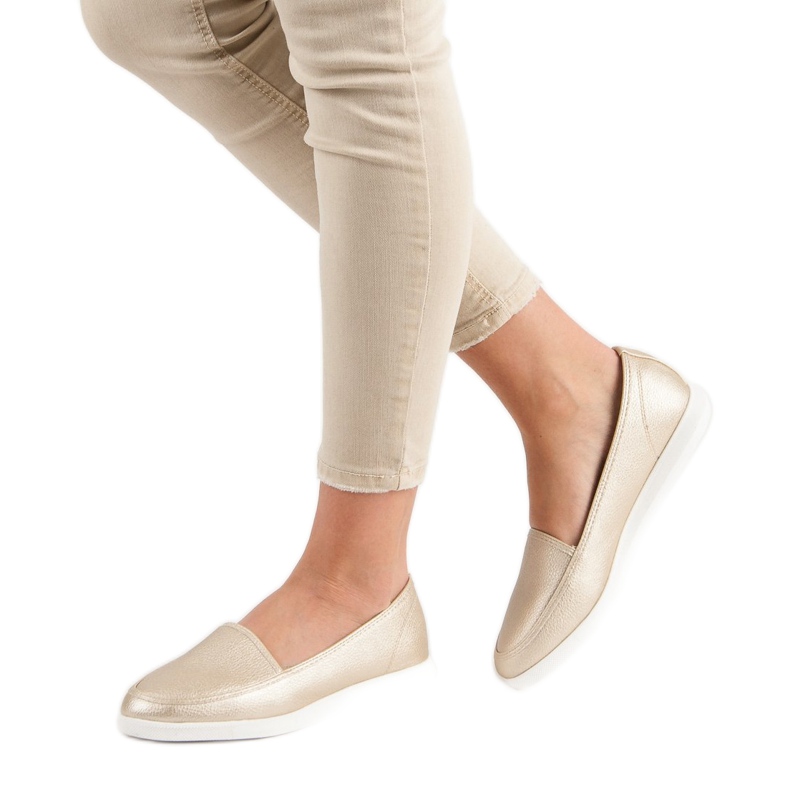 Zlaté mokasíny zlatý 2